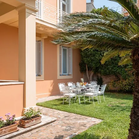 Cycas Estate Corfu Town コルフ島